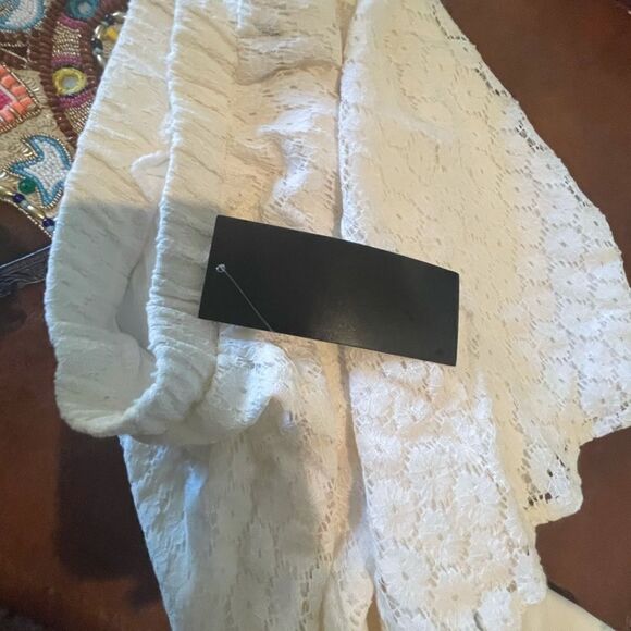 LACEY LINED Mini Skirt! - Picture 7 of 10